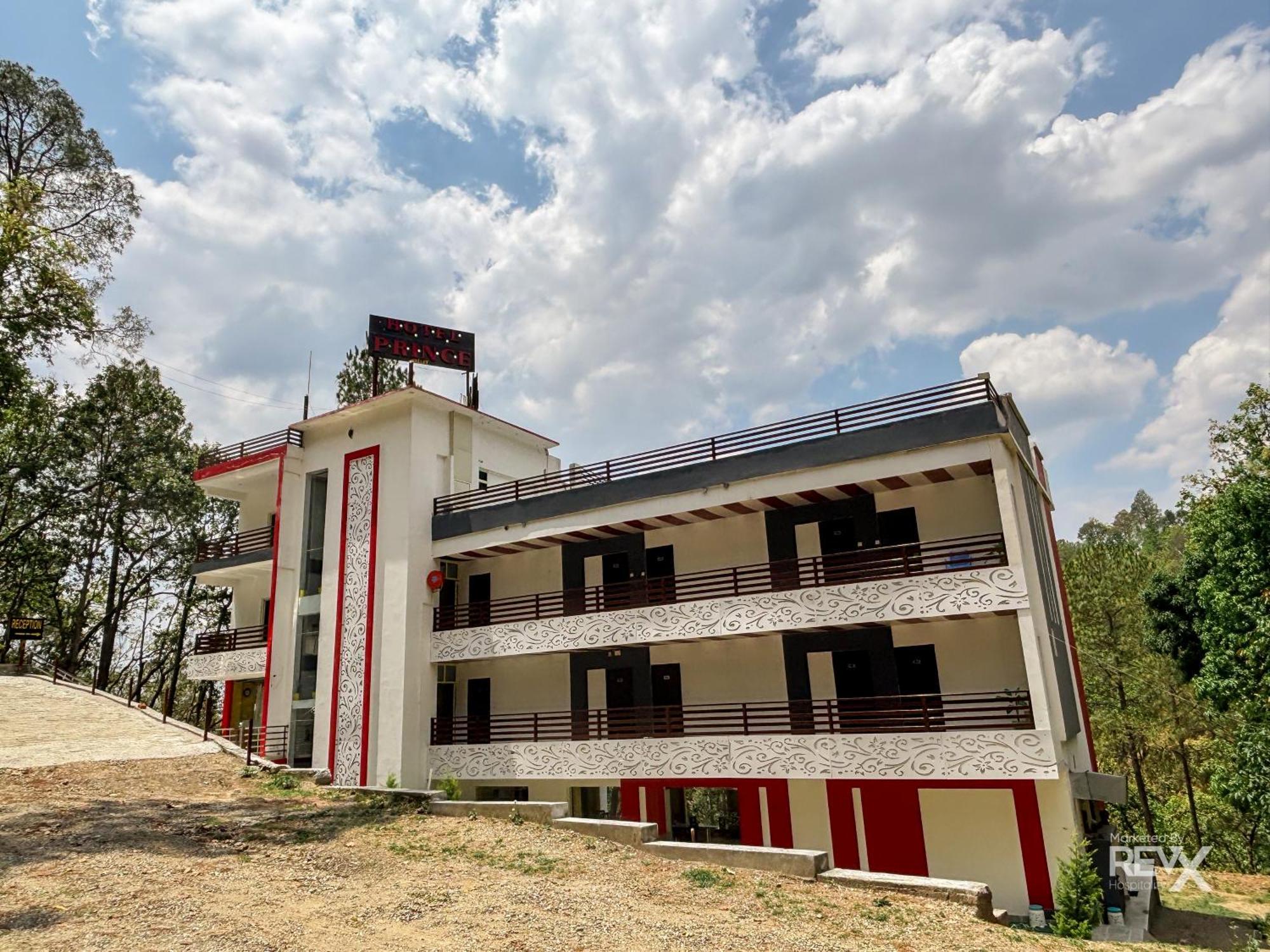 Hotel Prince Valley Lansdowne Exterior foto